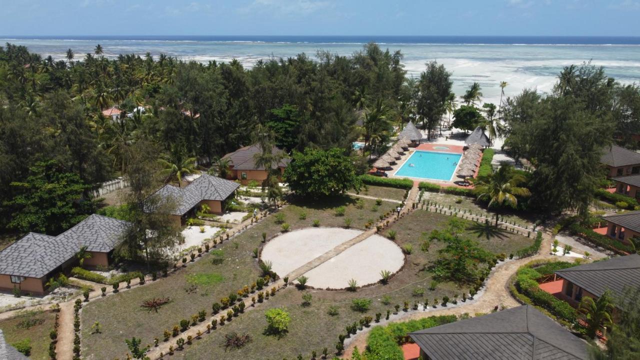 Vrclub Paje Palms Beach Resort エクステリア 写真