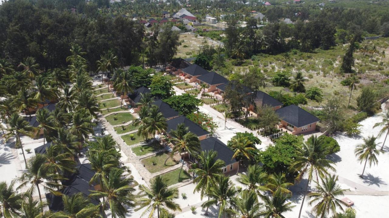Vrclub Paje Palms Beach Resort エクステリア 写真